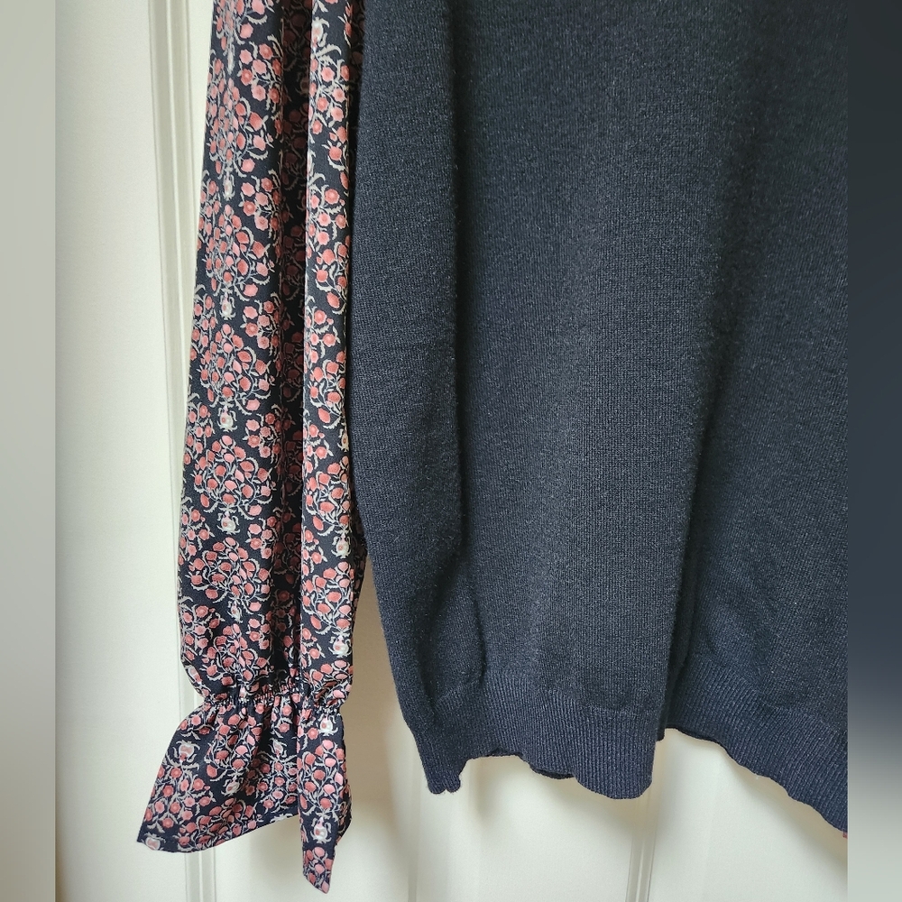 THML Womens Floral Sleeve Black Sweater, Size Small - Picture 6 of 12